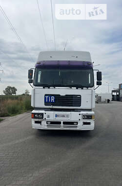 Тягач MAN 19.414 2000 в 