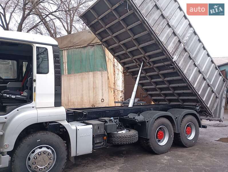 Самоскид MAN 24.414 2009 в Запоріжжі