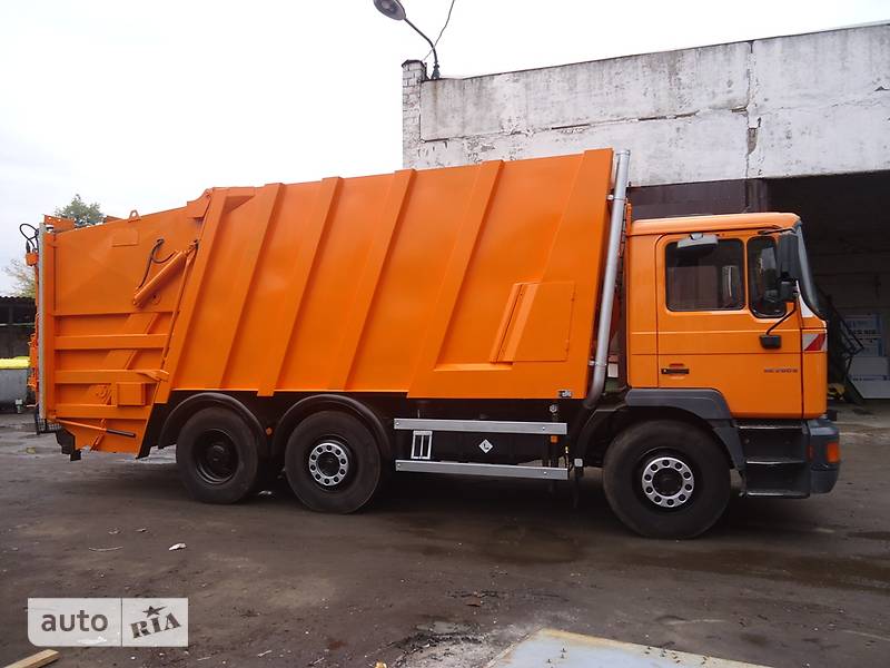 Сміттєвоз MAN 25.224 2001 в Києві