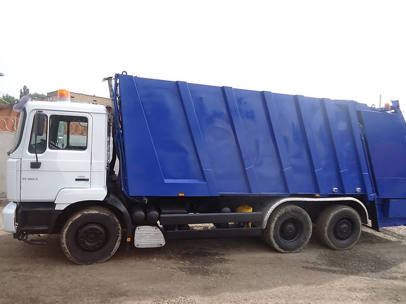 Сміттєвоз MAN 26.314 2002 в Києві фото 5 Сміттєвоз MAN 26.314 2002 в Києві