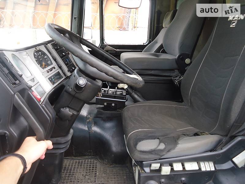 Сміттєвоз MAN 26.314 2002 в Києві фото 16 Сміттєвоз MAN 26.314 2002 в Києві