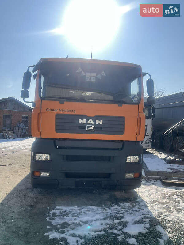Зерновоз MAN 26.400 2008 в 