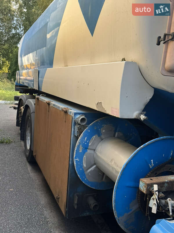 Бензовоз MAN 26.400 2006 в Києві