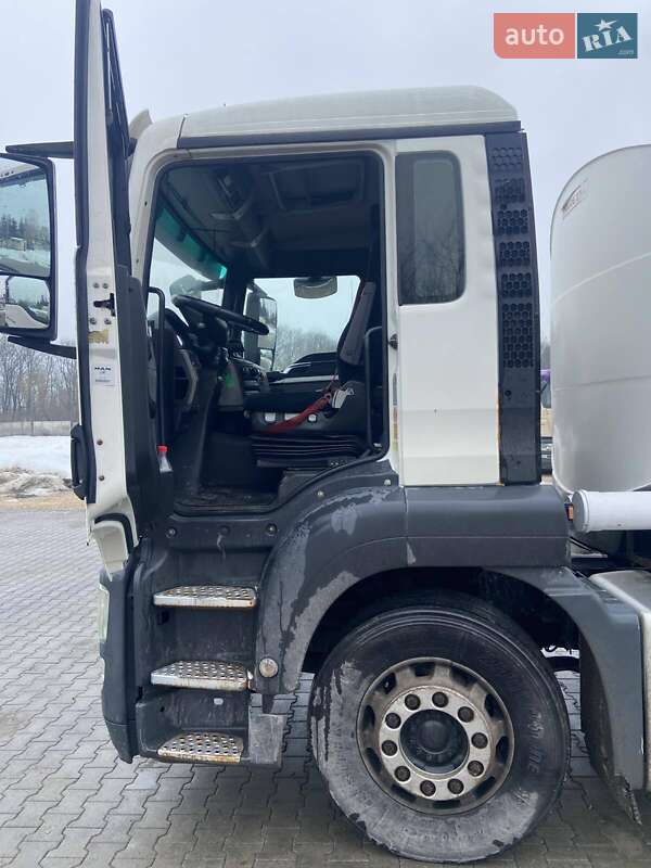 Бензовоз MAN 26.400 2009 в Тернополі