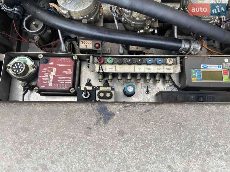 Бензовоз MAN 26.400 2009 в Тернополі