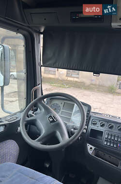Тягач MAN 26.410 2001 в 