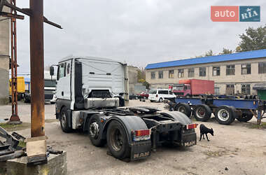 Тягач MAN 26.410 2001 в 