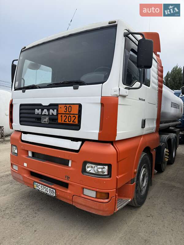 Бензовоз MAN 26.410 2003 в Луцке фото 2 Бензовоз MAN 26.410 2003 в Луцке