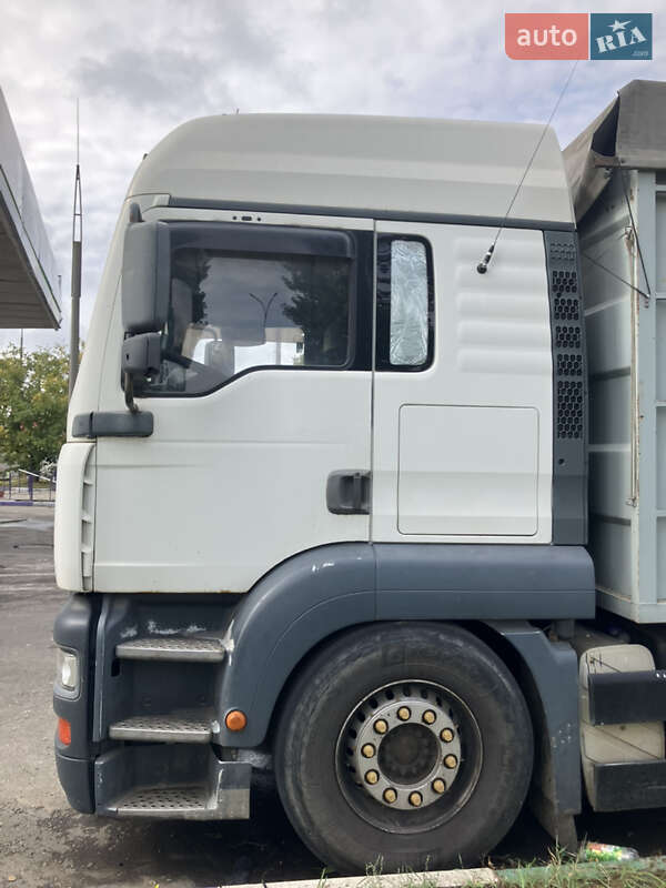 Зерновоз MAN 26.410 2004 в Чорноморську фото 3 Зерновоз MAN 26.410 2004 в Чорноморську