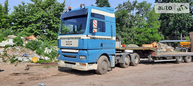 Тягач MAN 26.413 2002 в Киеве