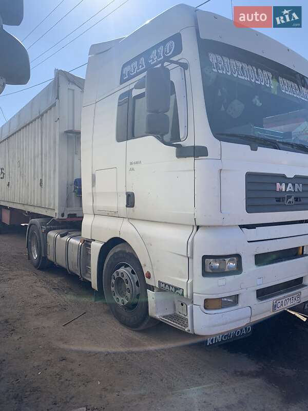 Зерновоз MAN 26.413 2002 в Монастирищеві