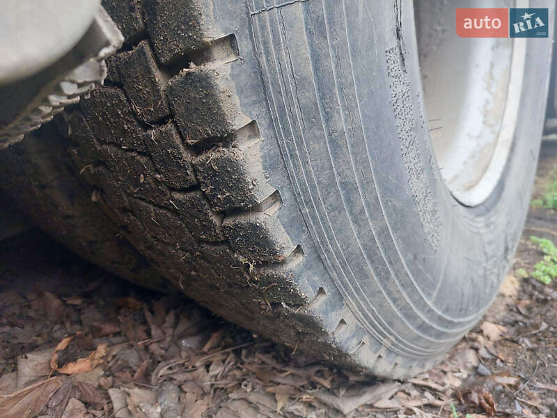 Контейнеровоз MAN 26.413 2002 в Благовещенском фото 6 Контейнеровоз MAN 26.413 2002 в Благовещенском