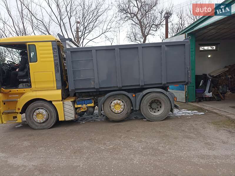 Самосвал MAN 26.413 2003 в Белой Церкви