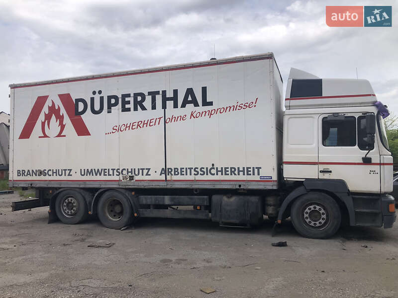 Грузовой фургон MAN 26.414 2000 в Днепре