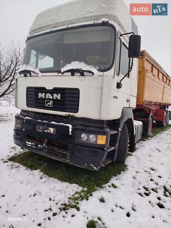 Самосвал MAN 26.414 2000 в 