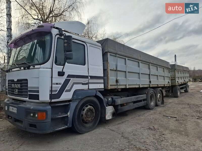 Зерновоз MAN 26.414 2001 в 