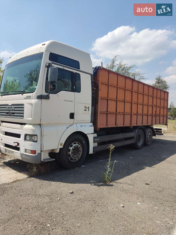 Контейнеровоз MAN 26.430 2005 в 