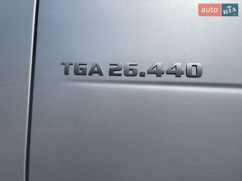 Контейнеровоз MAN 26.440 2007 в Кропивницькому