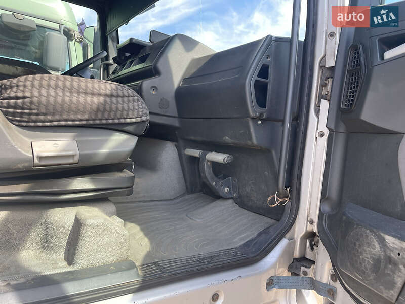 Контейнеровоз MAN 26.440 2007 в Кропивницькому