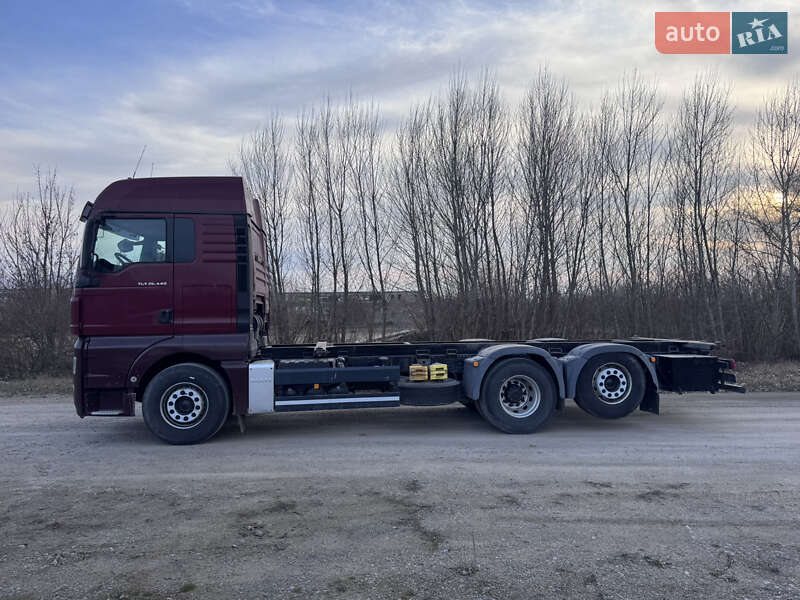 Контейнеровоз MAN 26.440 2012 в Первомайске