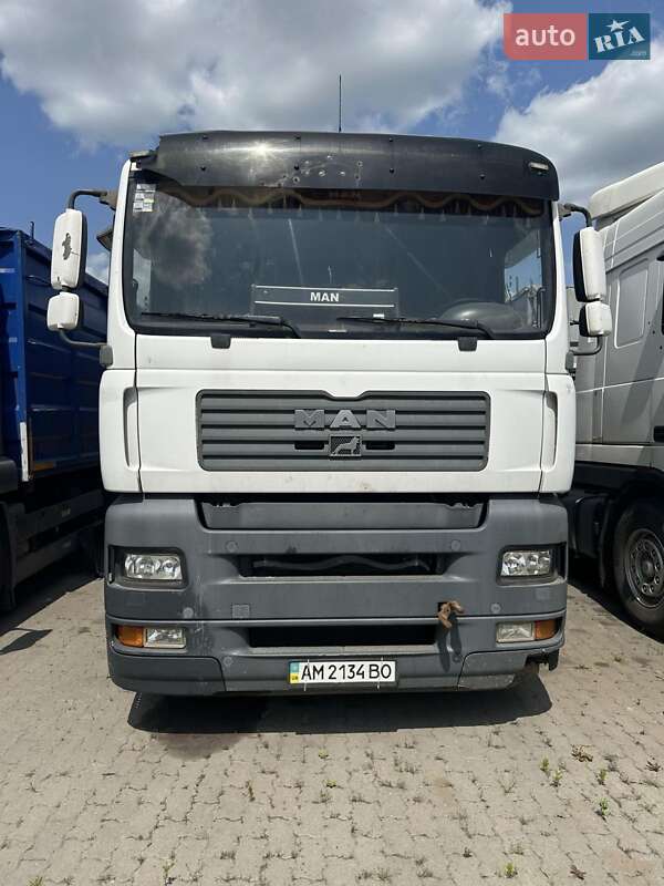 Самоскид MAN 26.440 2006 в Житомирі