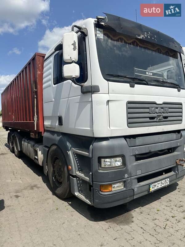 Самоскид MAN 26.440 2006 в Житомирі