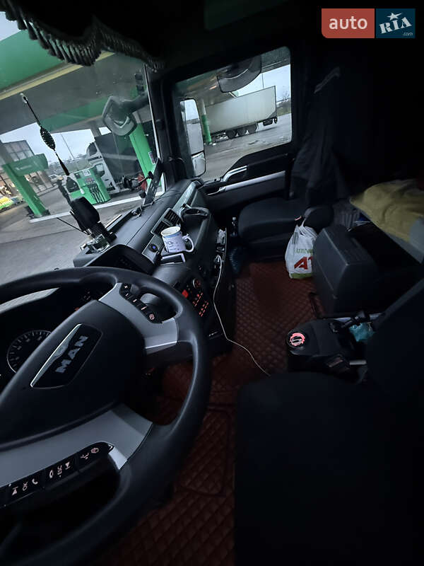 Контейнеровоз MAN 26.440 2016 в Львове