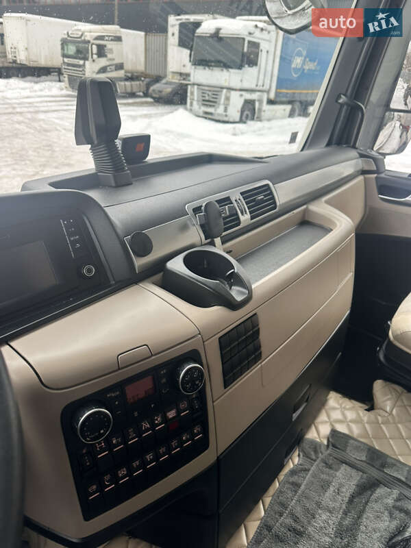 Тягач MAN 26.460 2017 в Львові