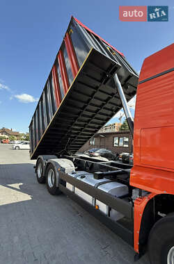 Самосвал MAN 26.480 2012 в 