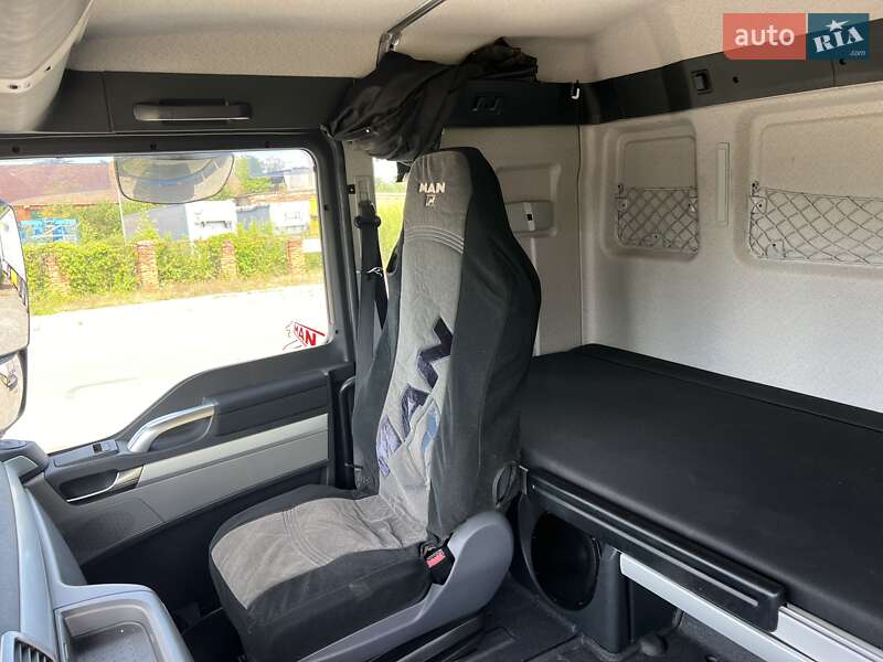 Тягач MAN 26.480 2013 в Хусте