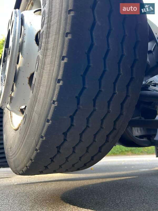 Контейнеровоз MAN 26 2021 в Черновцах