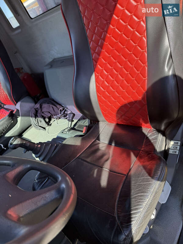 Самосвал MAN 41.414 2005 в Львове фото 13 Самосвал MAN 41.414 2005 в Львове