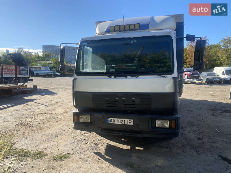 Тентований MAN 8.163 2001 в 