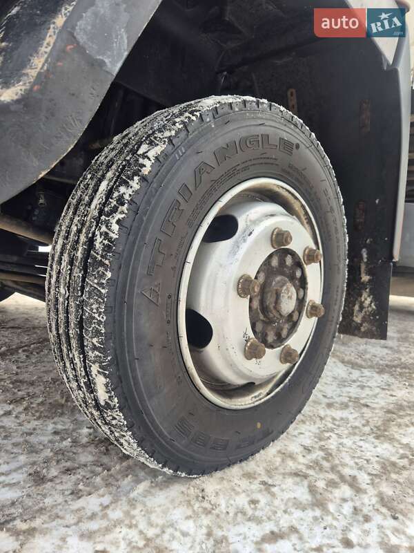 Вантажний фургон MAN 8.163 2000 в Києві