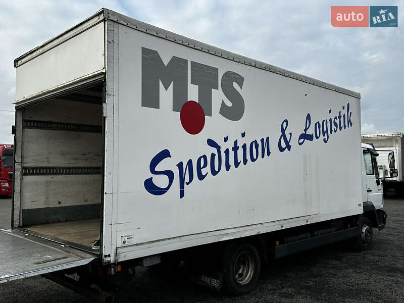 Вантажний фургон MAN 8.180 2005 в Умані