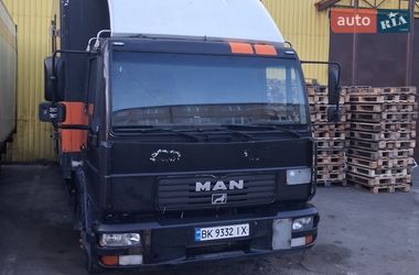 Вантажний фургон MAN 8.180 2005 в Рівному