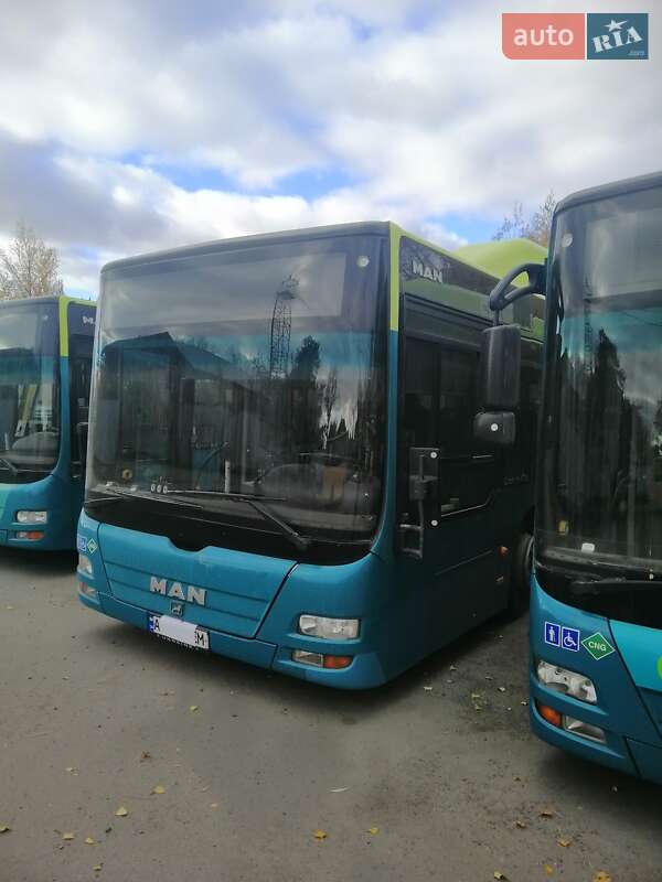 Міський автобус MAN A21 2006 в Луцьку