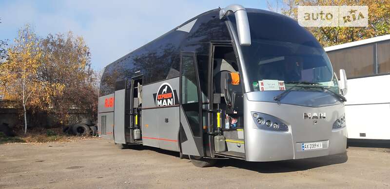 Туристичний / Міжміський автобус MAN Ayats 2006 в Харкові