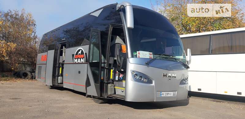 Туристичний / Міжміський автобус MAN Ayats 2006 в Харкові