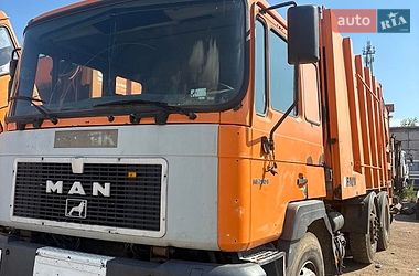 Мусоровоз MAN Comandor 2001 в Одессе Мусоровоз MAN Comandor 2001 в Одессе