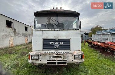 Самоскид MAN Comandor 1991 в Благовіщенську