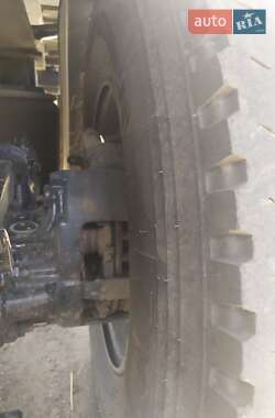 Контейнеровоз MAN F 2000 2001 в Кривом Озере