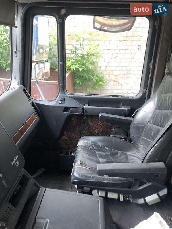 Піскорозкидальна машина MAN F 2000 2000 в Ірпені фото 37 Піскорозкидальна машина MAN F 2000 2000 в Ірпені