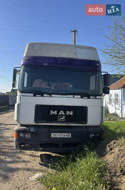 Тягач MAN F 2000 1999 в 