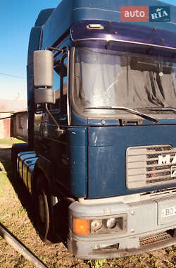 Тягач MAN F 2000 1999 в 