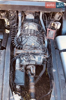 Тягач MAN F 2000 1999 в 