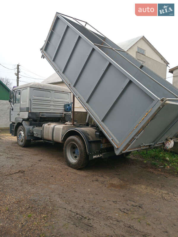 Тягач MAN F 2000 1999 в Віньківцях