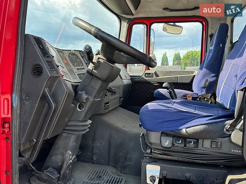 Самоскид MAN F 2000 2001 в Луцьку