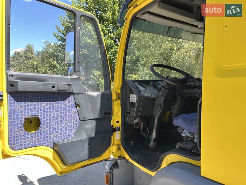 Евакуатор MAN L 2000 2003 в Звягелі