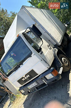 Грузовой фургон MAN L 2000 2000 в 